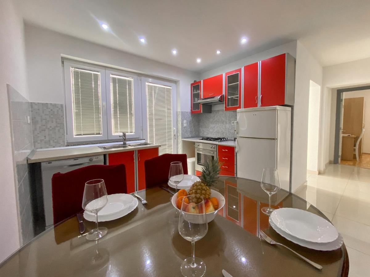 Apartments Paladin มาคาร์สกา ภายนอก รูปภาพ